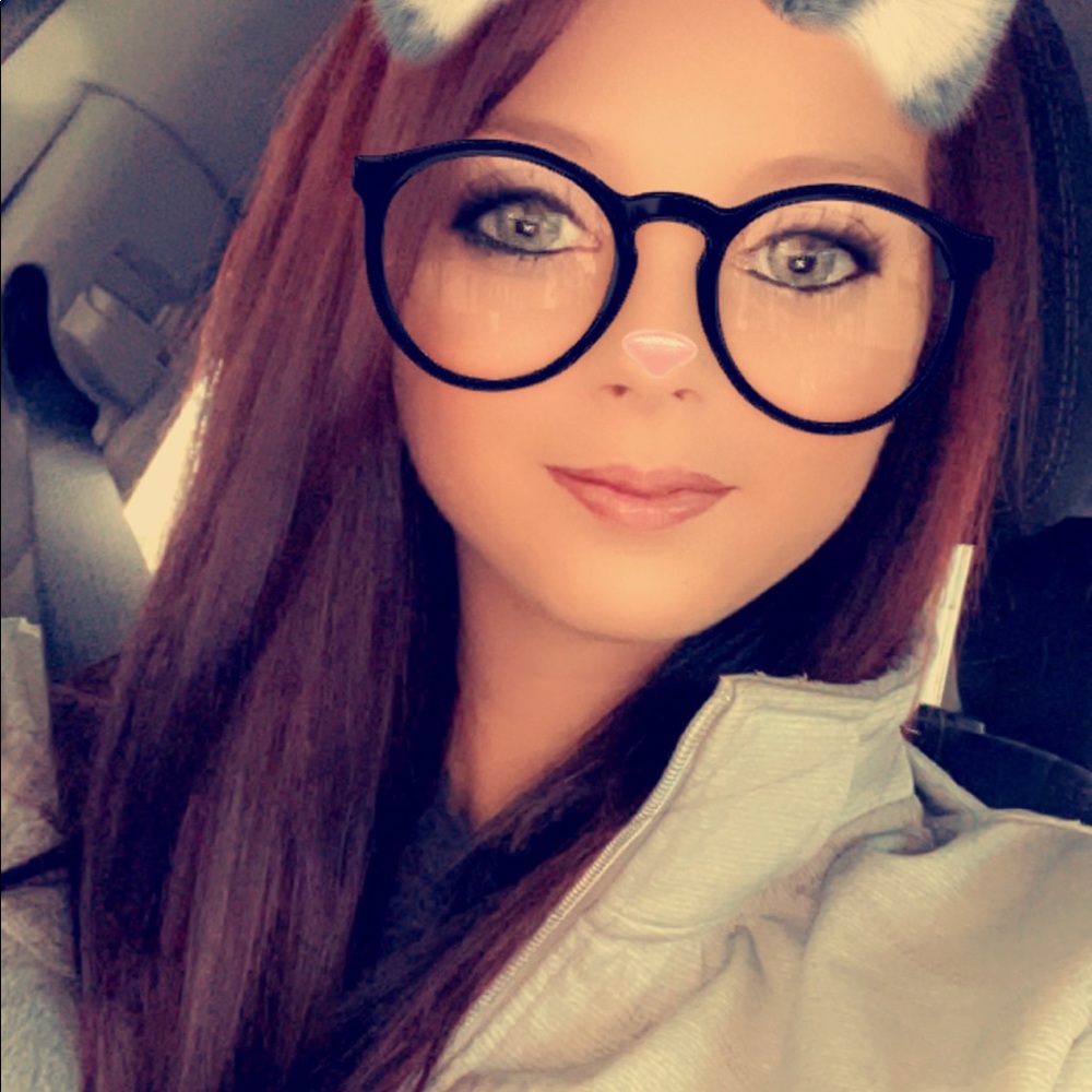 Meet your Posher, Shelby